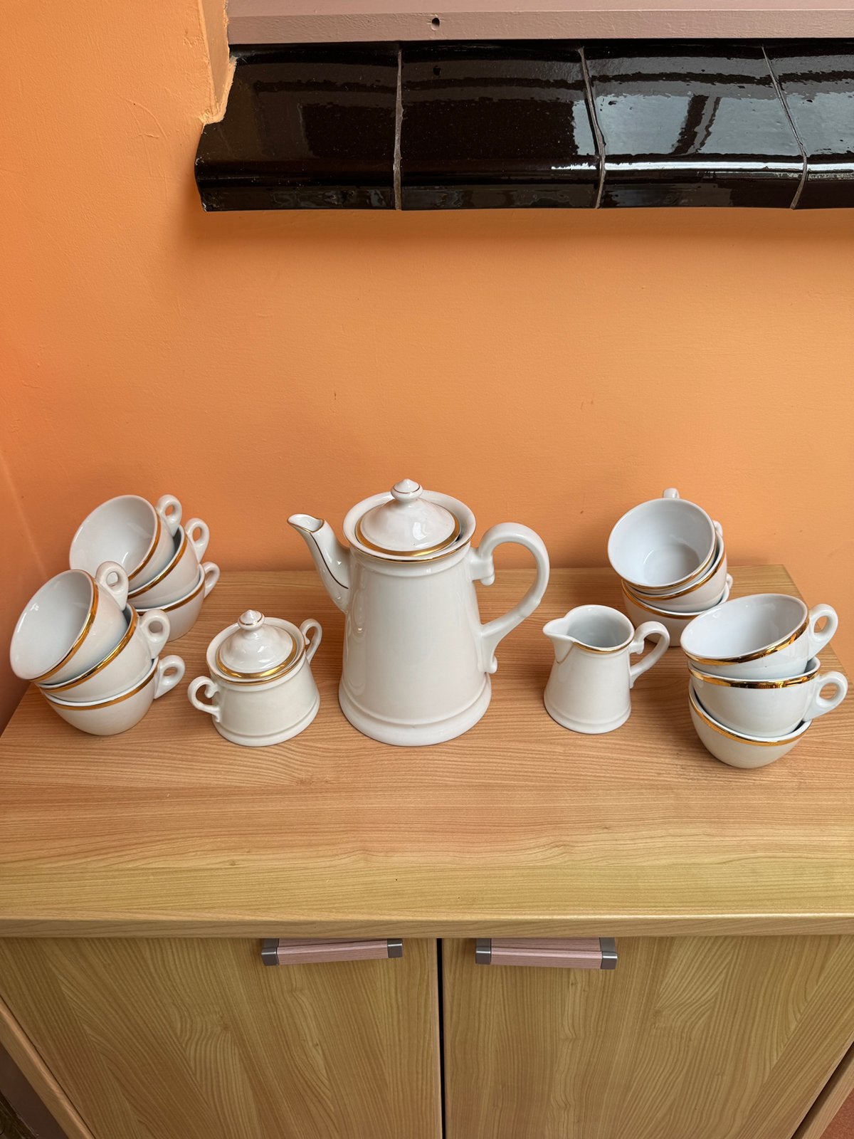 Joli service à café vintage en porcelaine Cerabel Baudour, Ophalen