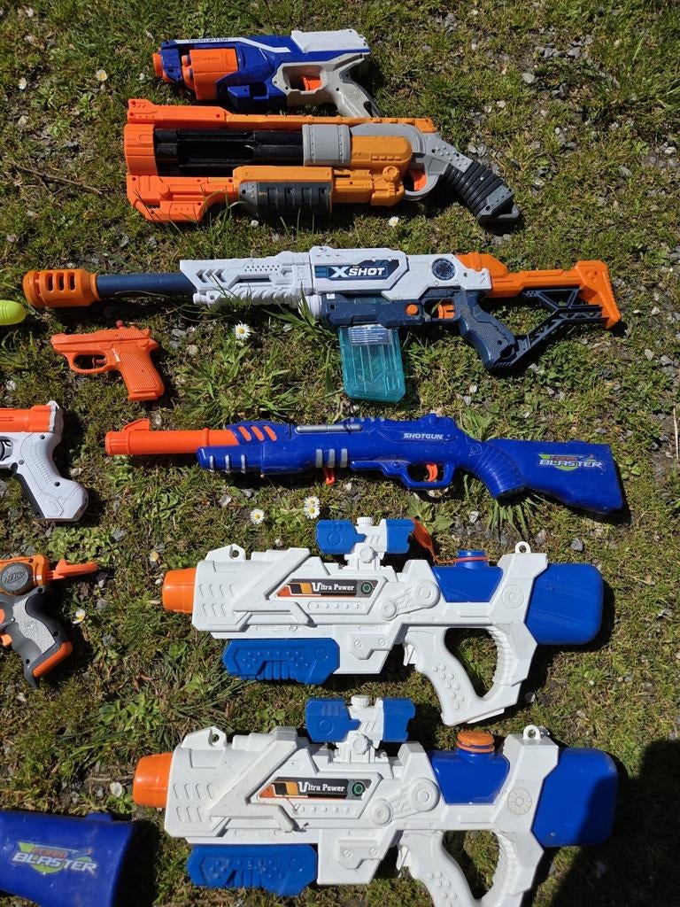 Diverse geweren en pistolen, ook van Nerf, Ophalen