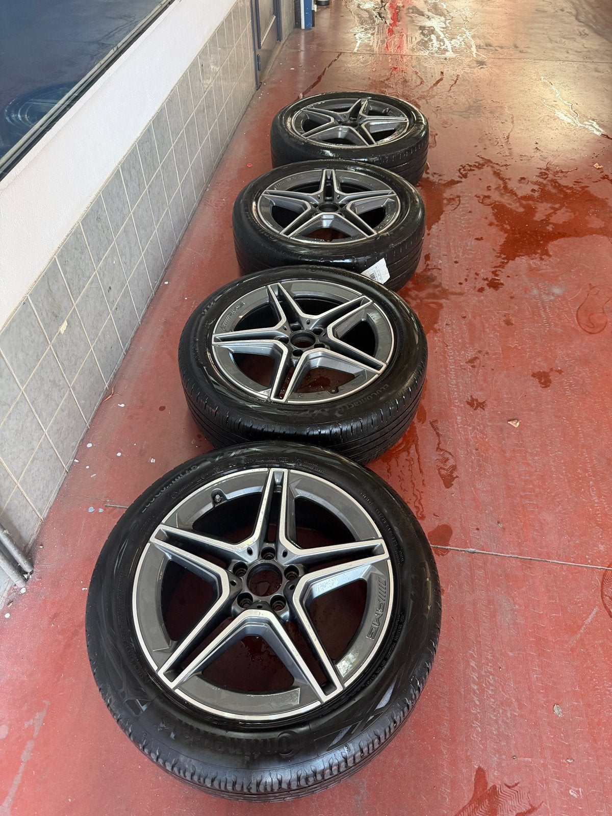 Jantes origine Mercedes AMG 19 pouces + pneus, Autos : Pièces & Accessoires, Pneus et Jantes, Véhicule de tourisme, Pneus été