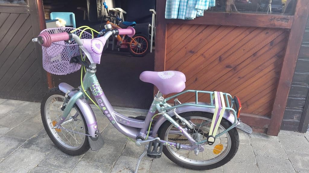 Heel mooie meisjesfiets zgan maat 16, Fietsen en Brommers, Ophalen