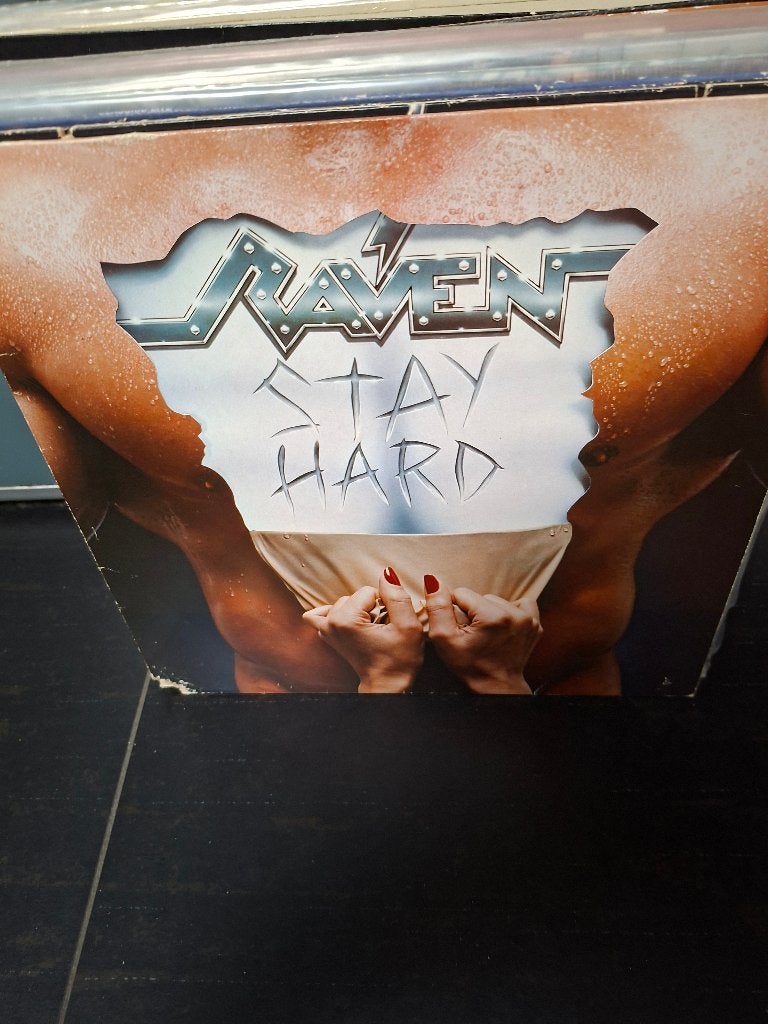 lp - raven - stay hard - bak 3, LP, Heavy metal, Gebruikt, Ophalen of Verzenden