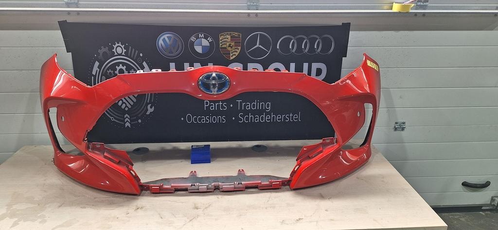 Voorbumper Toyota Yaris 4 IV GR Sport, Auto-onderdelen, Gebruikt, -, Voor, -