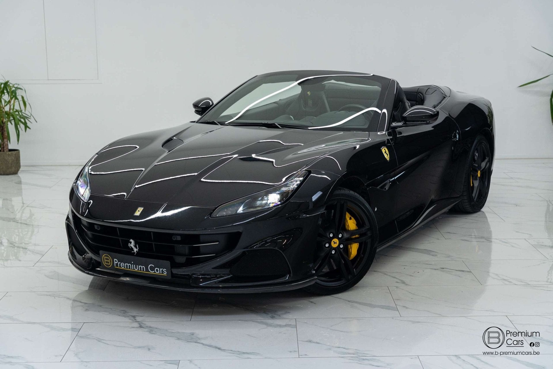 Ferrari Portofino M 3.9L V8! 10x Carbon / MEGA SPEC / PPF /, Autos, Euro 6, Entreprise, Entretenue par le concessionnaire, Noir