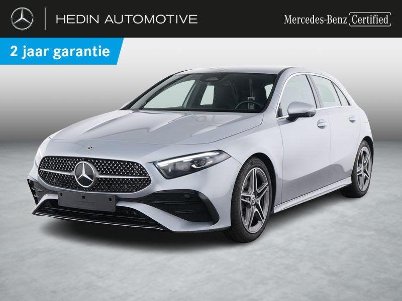 Mercedes-Benz A-Klasse 200 Hatchback AMG Line | 360° Camera, 1440 kg, Entreprise, Noir, 5 places