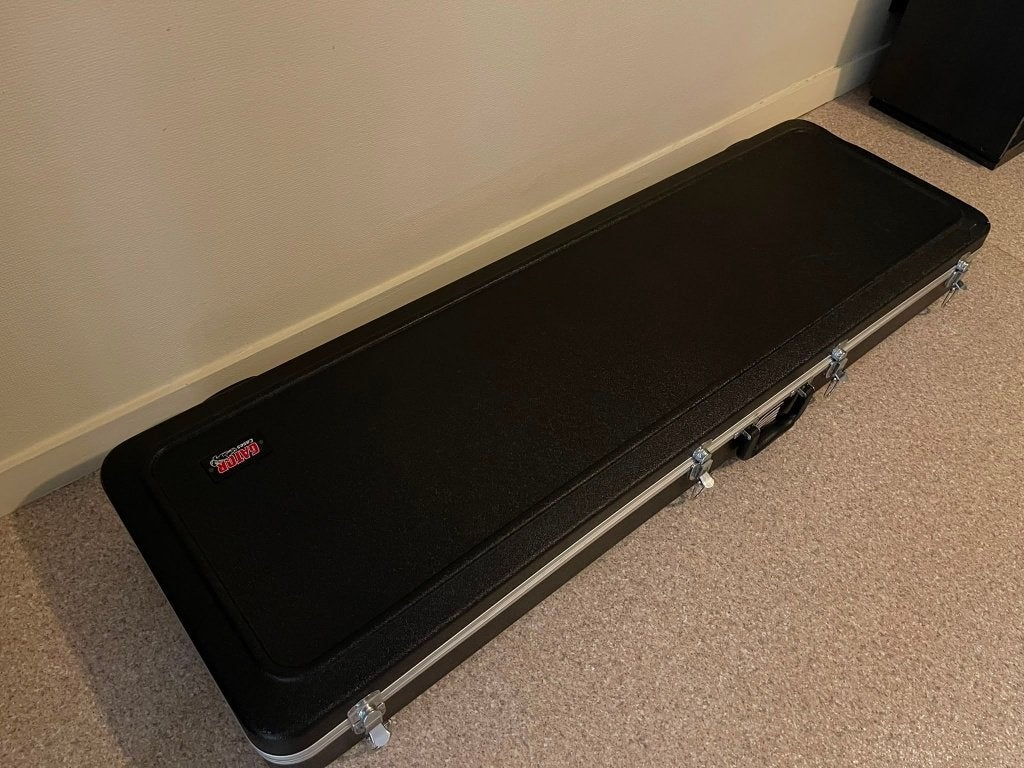 Étui en ABS Gator GC-Bass, Enlèvement ou Envoi, Utilisé, Guitare basse électrique