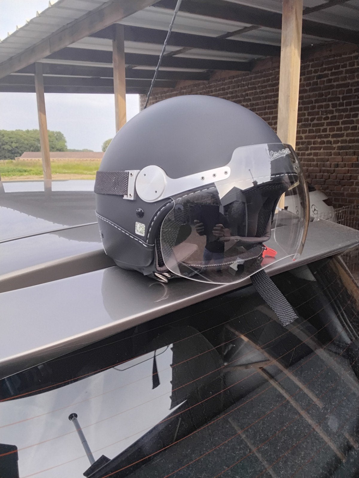 Vespa Helm GranTurismo XS, Ophalen