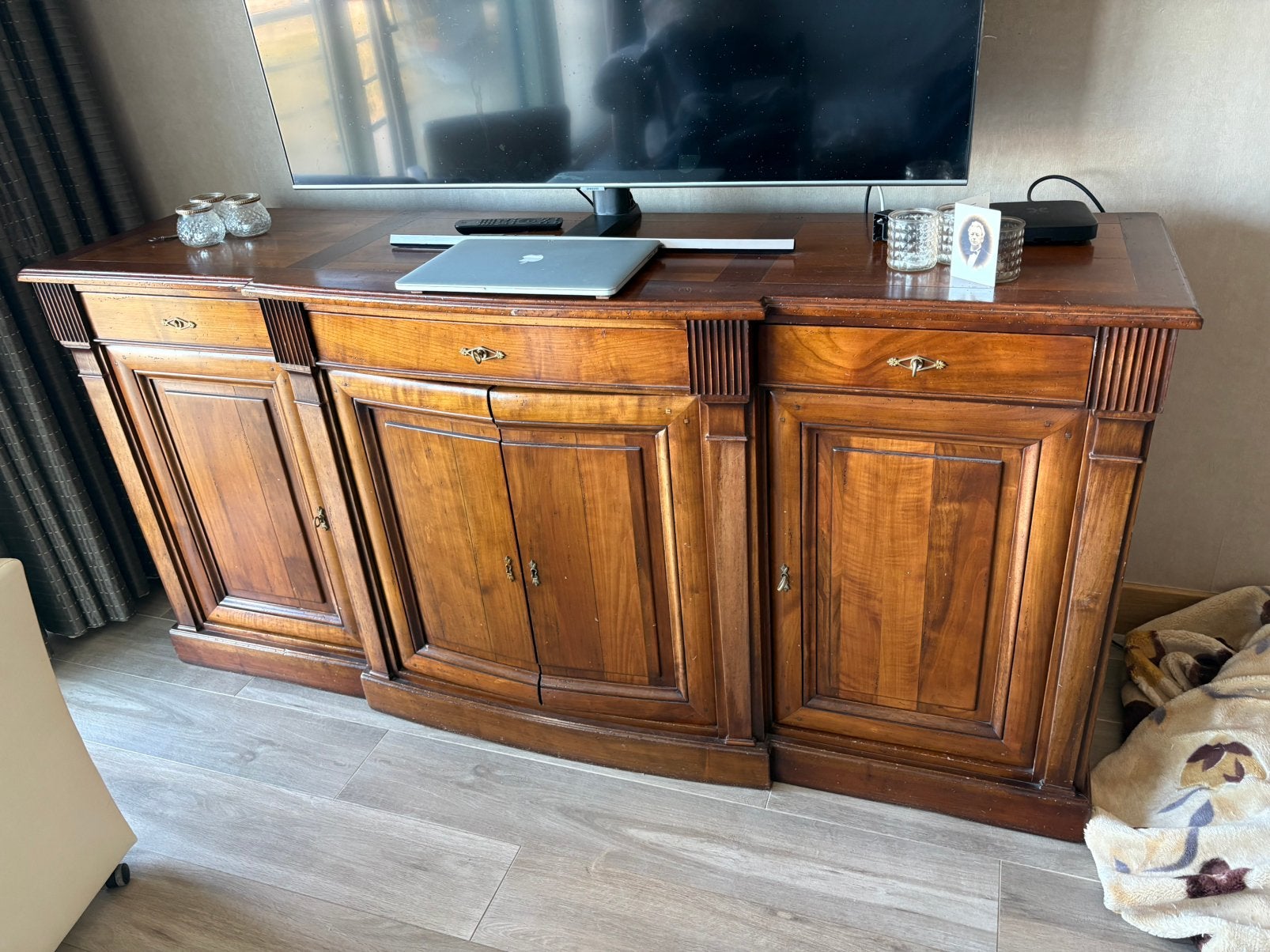 Prachtig dressoir en bijhorende vitrinekast, Ophalen, Zo goed als nieuw