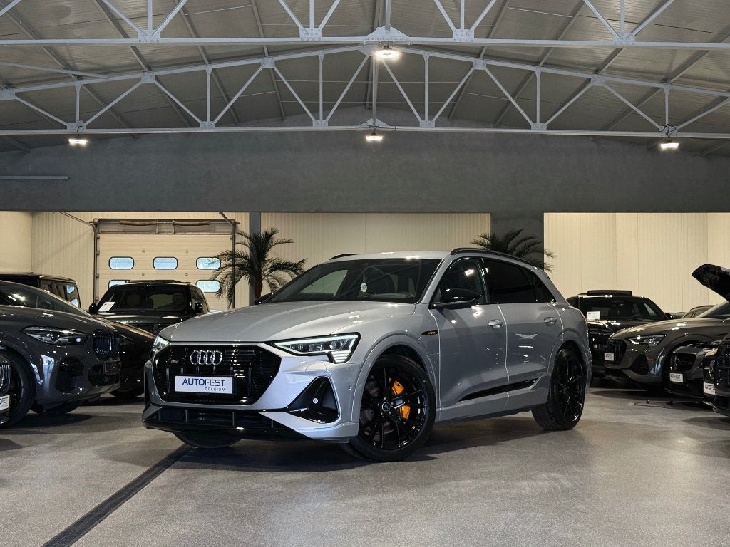 Audi E-Tron 55 Quattro S-Line Florett Zilver - Garantie, Automaat, Zwart, 5 zetels, Parkeerassistent