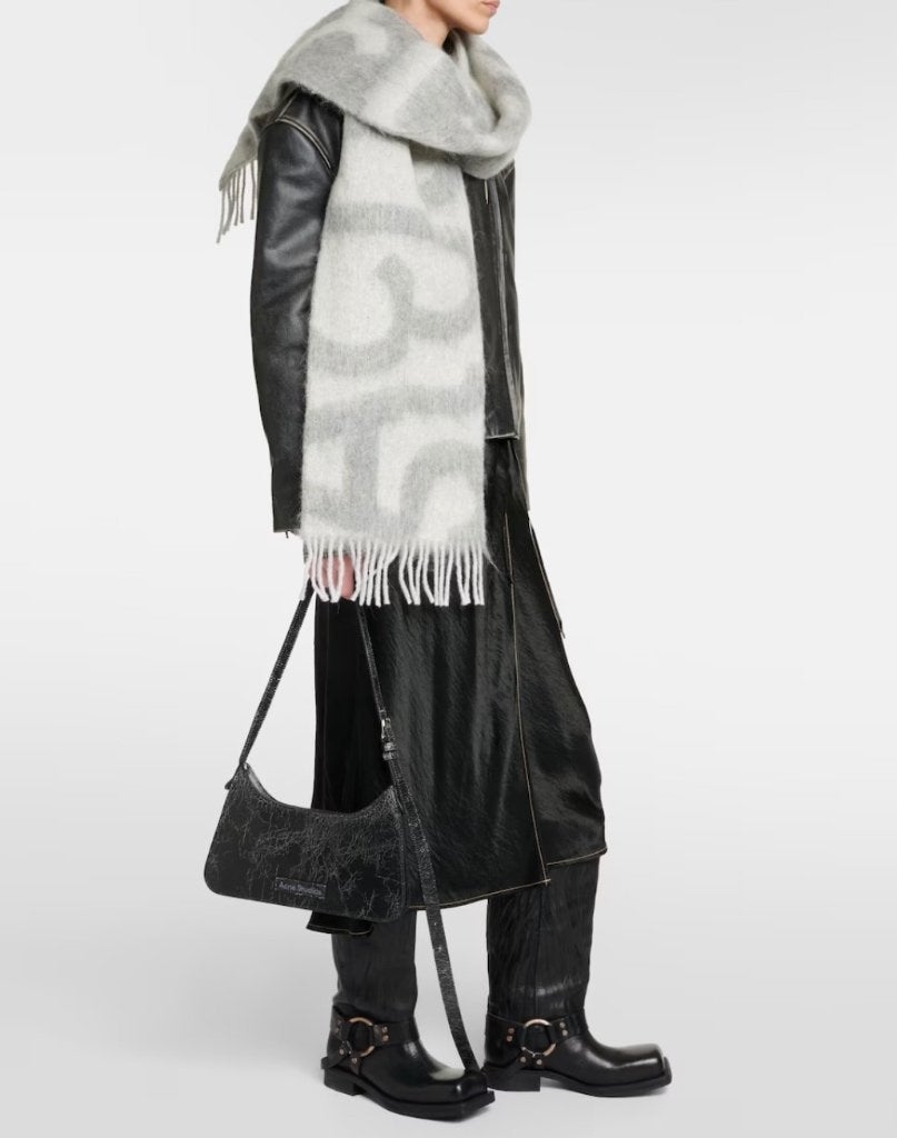 ACNE STUDIOS logo alpaca-wool-blend scarf! NIEUW, ACNE STUDIOS, Ophalen of Verzenden, Nieuw, Sjaal