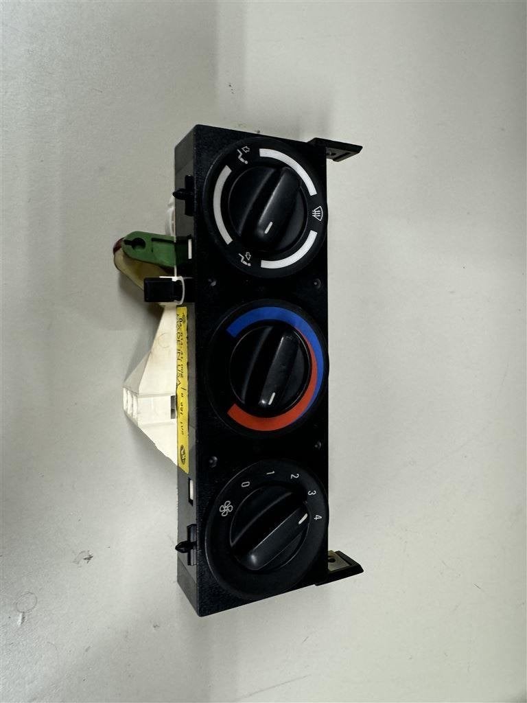 Bmw Z3 Heater Climate Fan Switch Controls 8 397 712 / 94 614, Enlèvement ou Envoi, Comme neuf