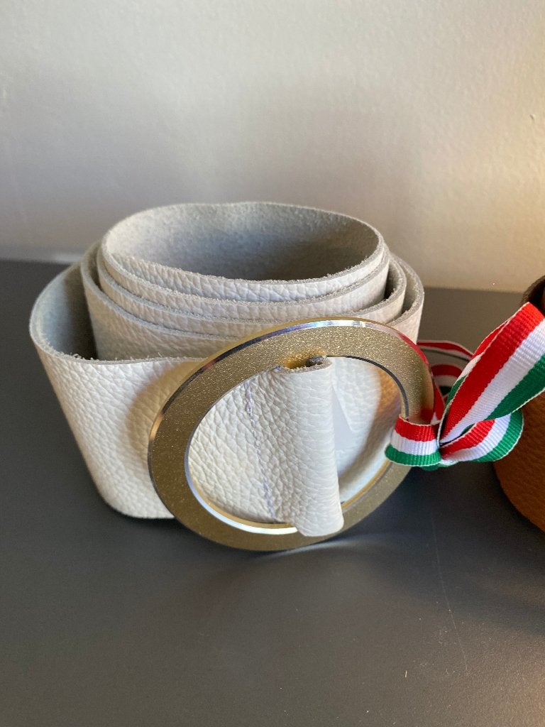 Partij van 5 Italiaanse damesriemen echt leer Made in Italy, Minder dan 3 cm, 80 tot 90 cm, Verzenden, Echt leder