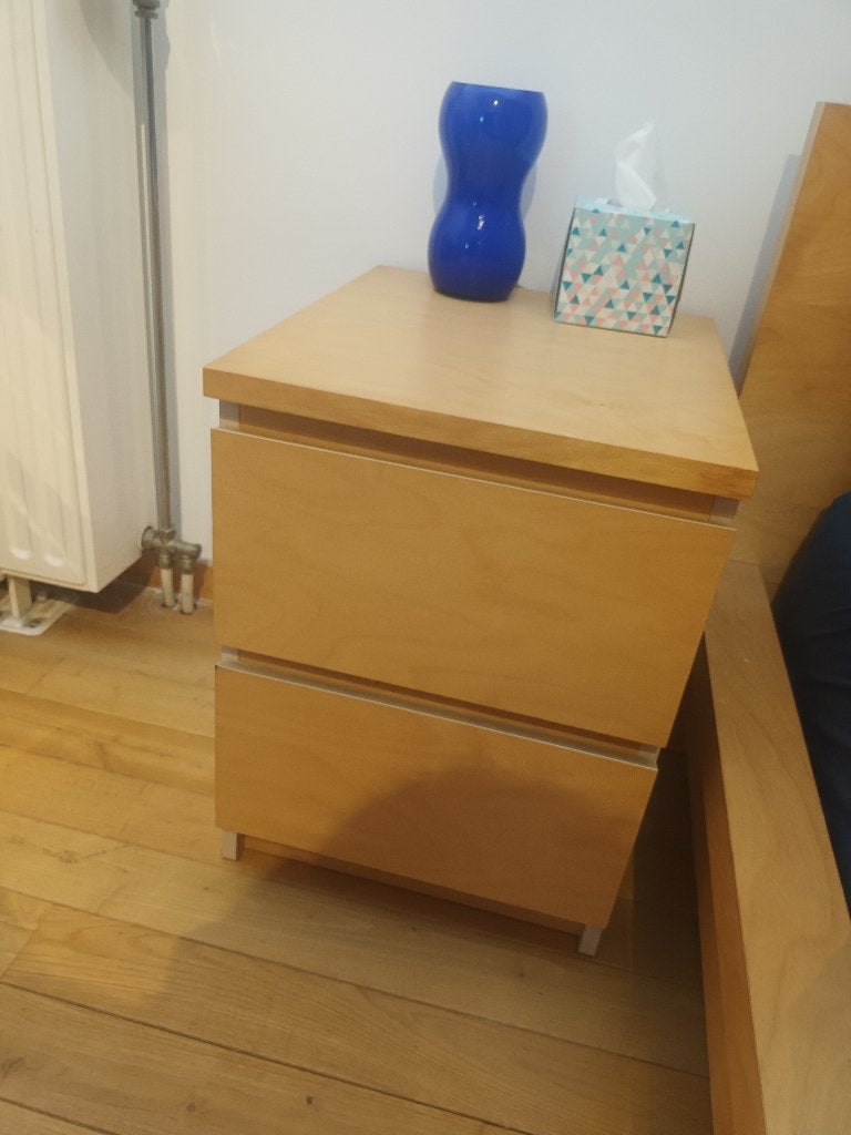 Tables de chevet malm, Comme neuf, Enlèvement, Bois, 45 à 65 cm