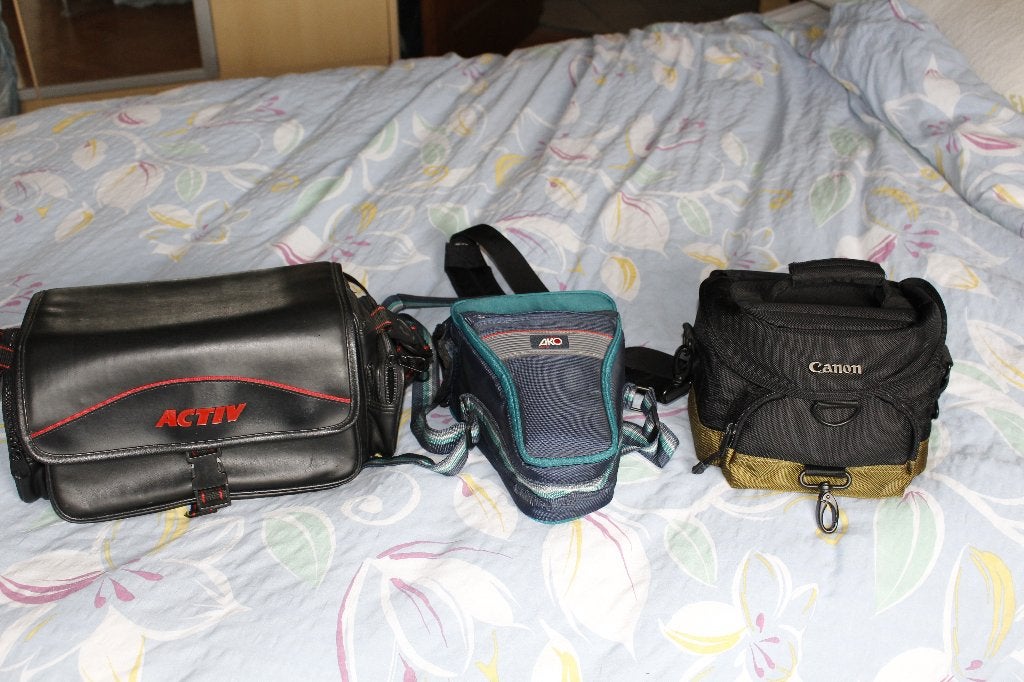 quelques sac photo vendu a la pièce voir toute les photos, Autres marques, Enlèvement ou Envoi, Comme neuf, Rouge