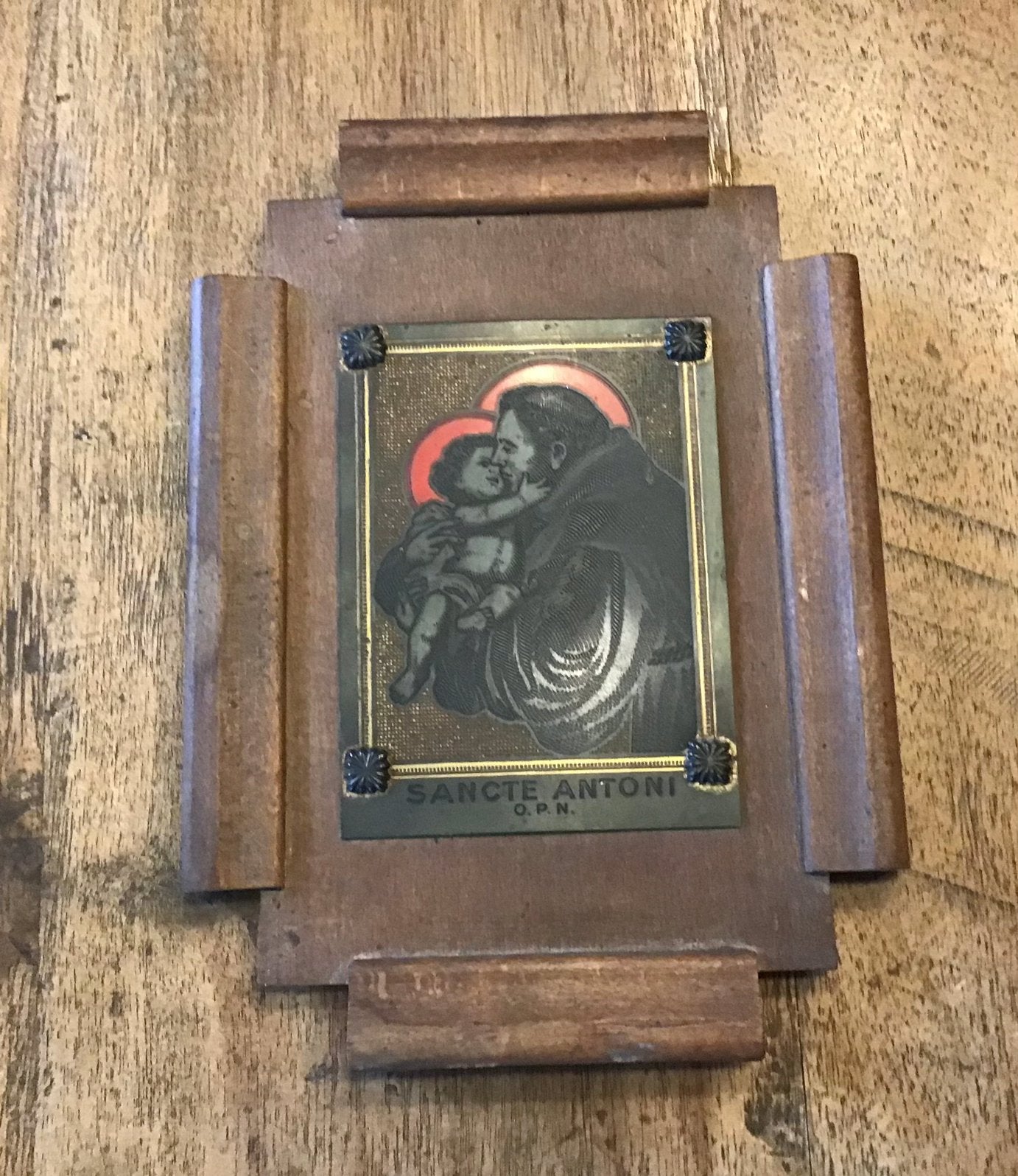 Houten wandplaat met beeltenis Sint Antonius met kind Jezus, Antiek en Kunst, Antiek | Religieuze voorwerpen, Ophalen of Verzenden