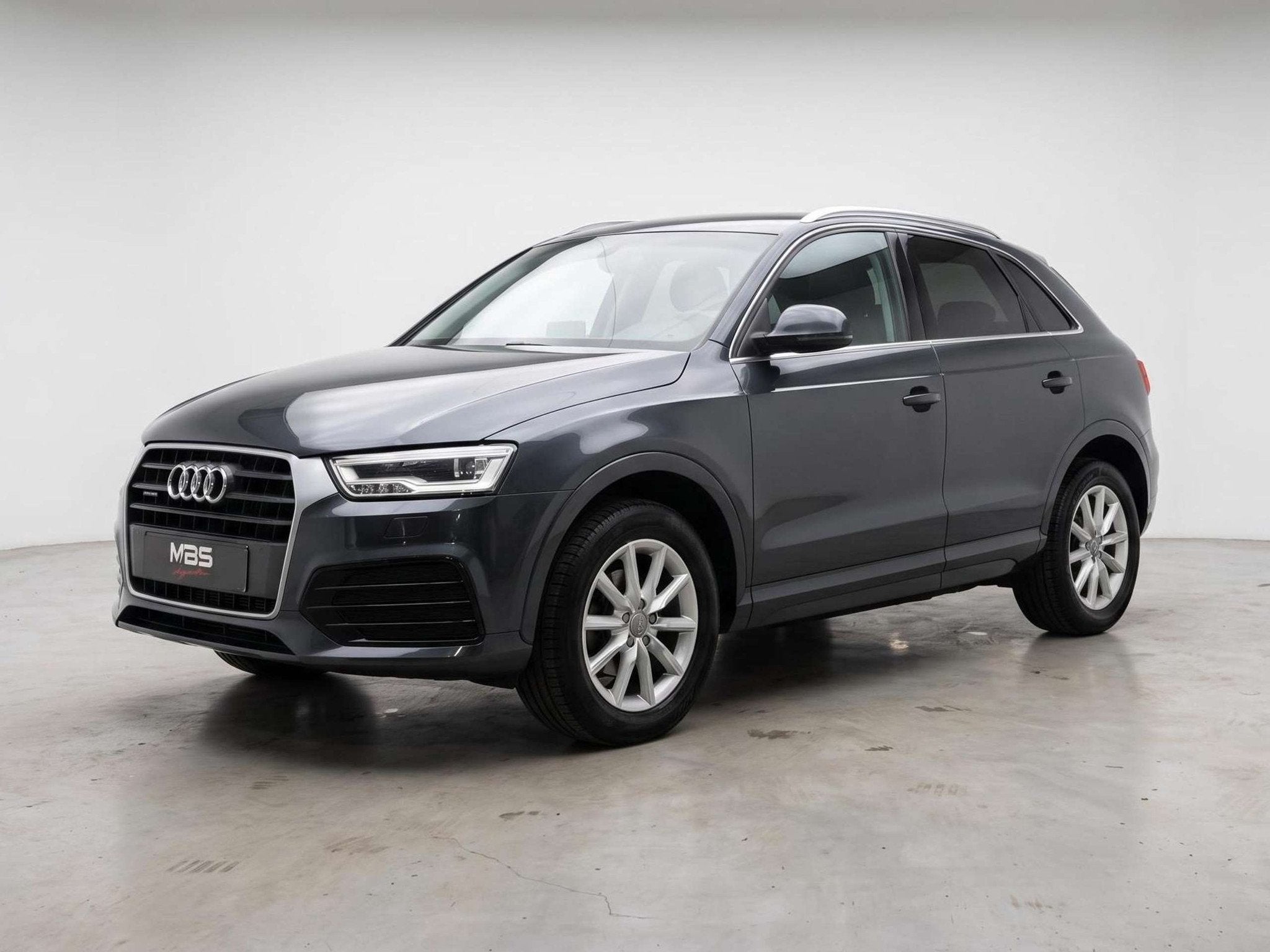 Audi Q3 * 2.0TDI* 1 PROP * AUTO* TOIT PANO* CAMERA* XENON* N, Argent ou Gris, Achat, Entreprise, 1968 cm³