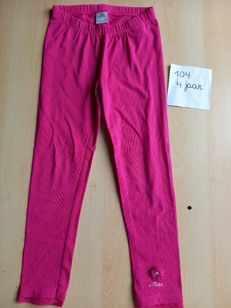 Nieuwstaat pakket leggings/broeken maat 104 meisje, Ophalen of Verzenden, Zo goed als nieuw, Maat 104