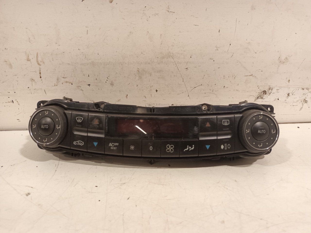 Bedieningspaneel kachel Mercedes-Benz E-Klasse, Onderdelen@venauto.nl, Van der Ven Autorecycling B.V., Ettenseweg 76, 4706 PB Roosendaal, The Netherlands