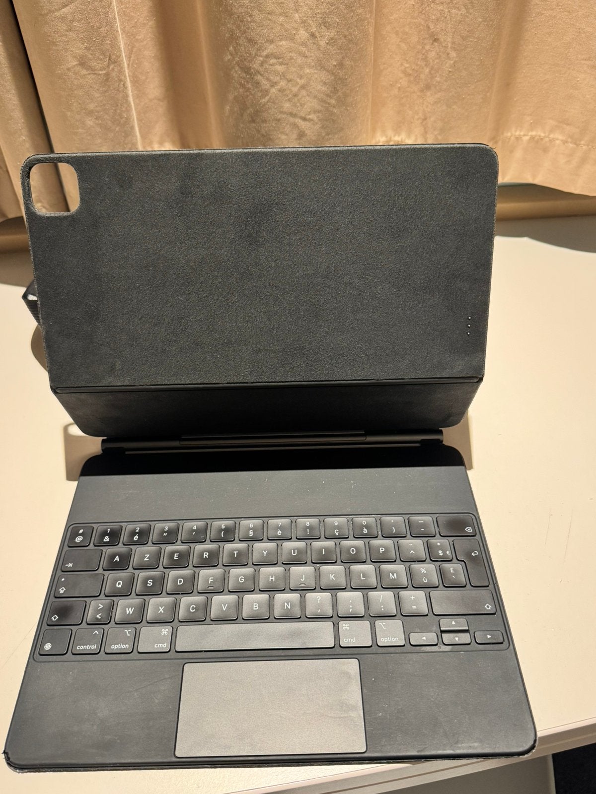 Clavier magique Apple pour iPad pro 12,9 pouces, Enlèvement ou Envoi, Protection faces avant et arrière, Comme neuf, Ipad pro 12.9