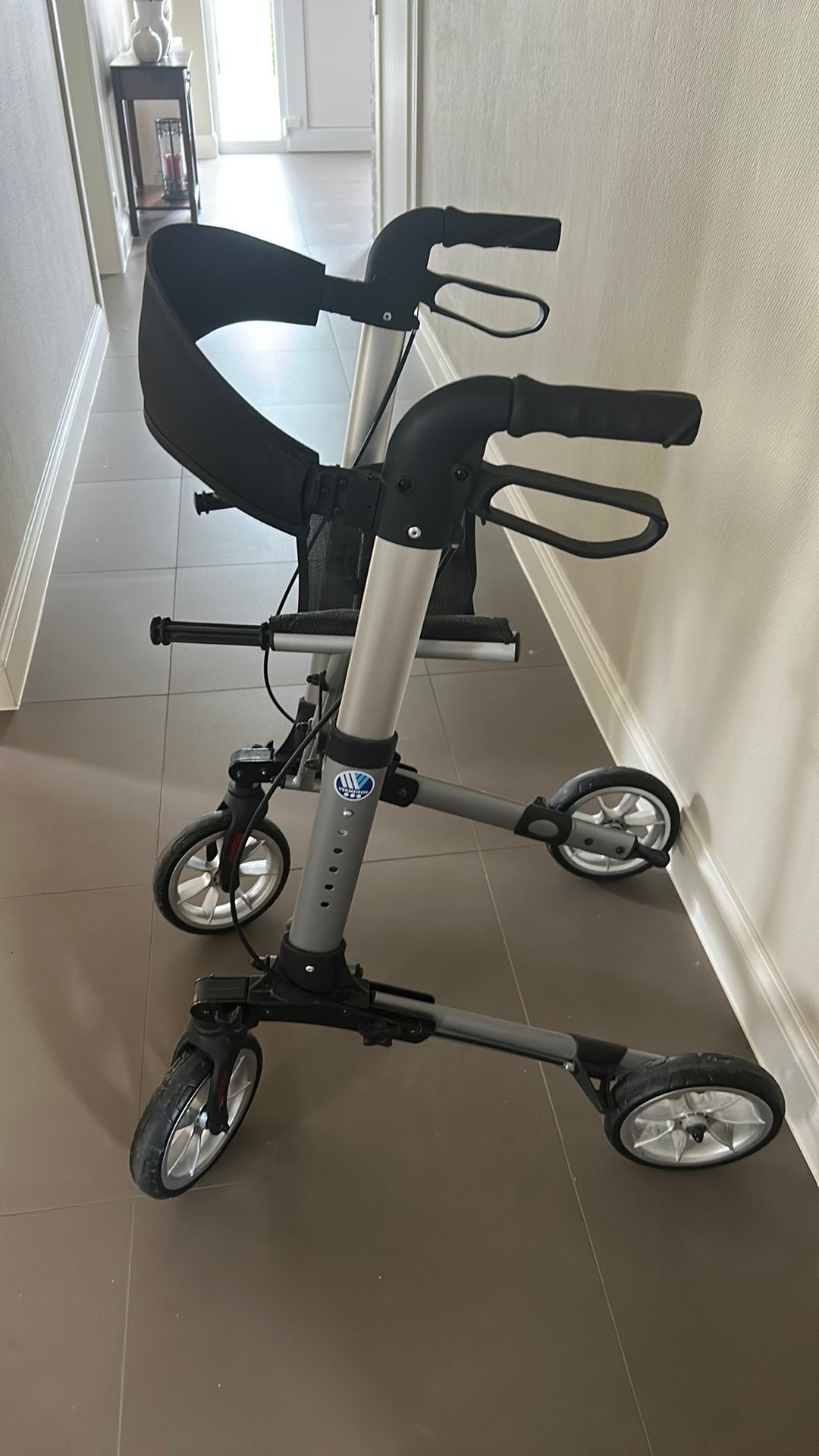 Rollator Gemino 20, Ophalen, Zo goed als nieuw