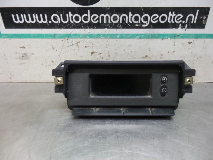 Affichage intérieur d'un Opel Vivaro (Vivaro 01-), -, Opel, 3 mois de garantie, Utilisé