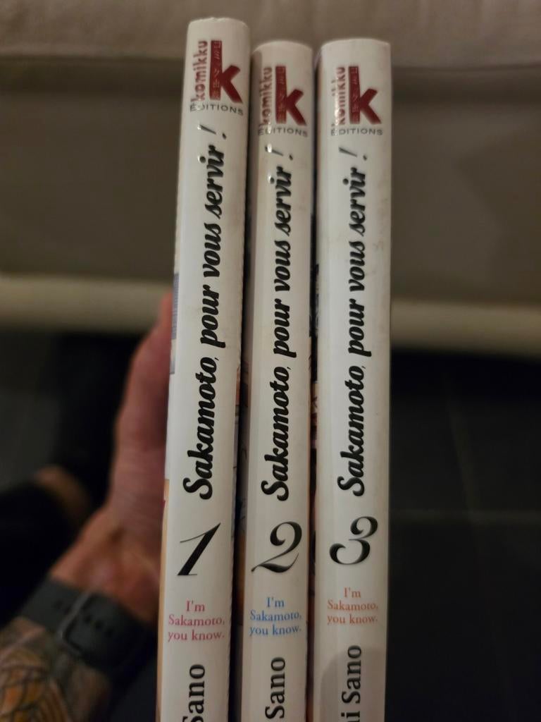 Sakamoto pour vous servir 1 à 3 Manga rare, Enlèvement