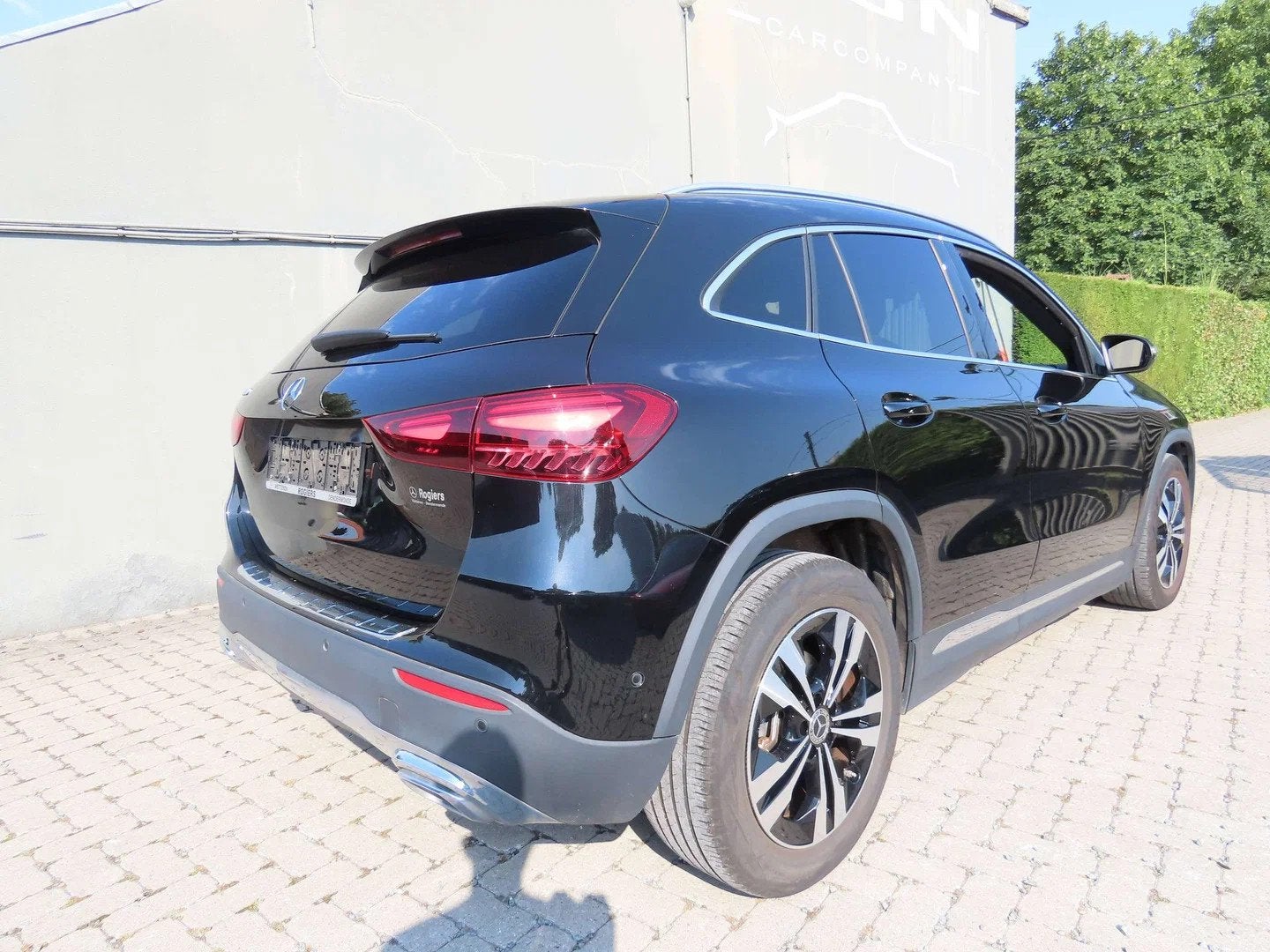 Mercedes-Benz GLA 180 GLA 180 Business Line (bj 2024), Auto's, Gebruikt, 4 cilinders, 136 pk, Zwart