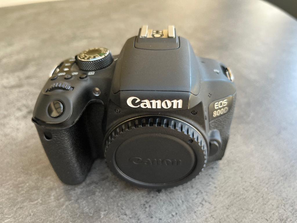 Camera Canon 800D body, Audio, Tv en Foto, Ophalen, Gebruikt, Spiegelreflex, Canon
