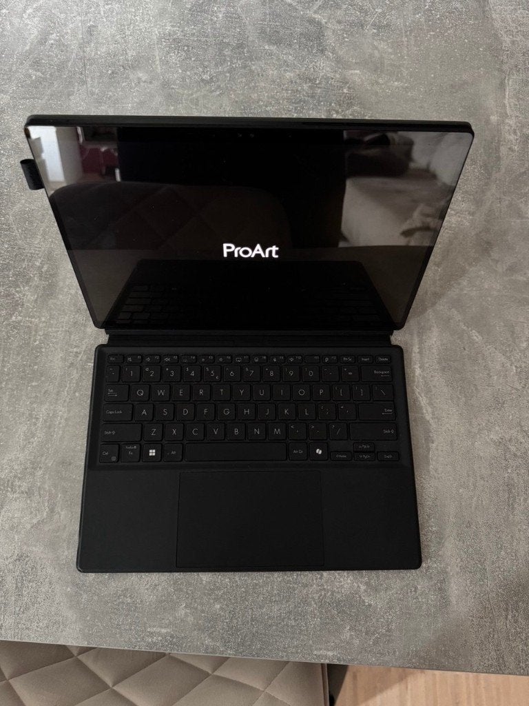 ASUS ProArt PZ13 HT5306Q – 16GB RAM / 1TB SSD – OLED, Computers en Software, Snapdragon X Plus X1P-42-100, Qwerty, Ophalen of Verzenden