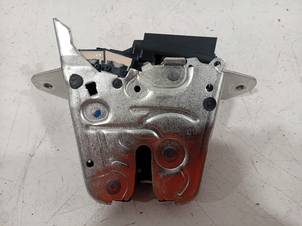 Slot mechaniek kofferdeksel achterklep elektrisch Mercedes-B, Onderdelen@venauto.nl, Van der Ven Autorecycling B.V., Gebruikt