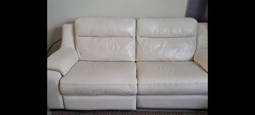 Mooie 3 zit en 2 zit in ivory ( wit) leder, Ophalen