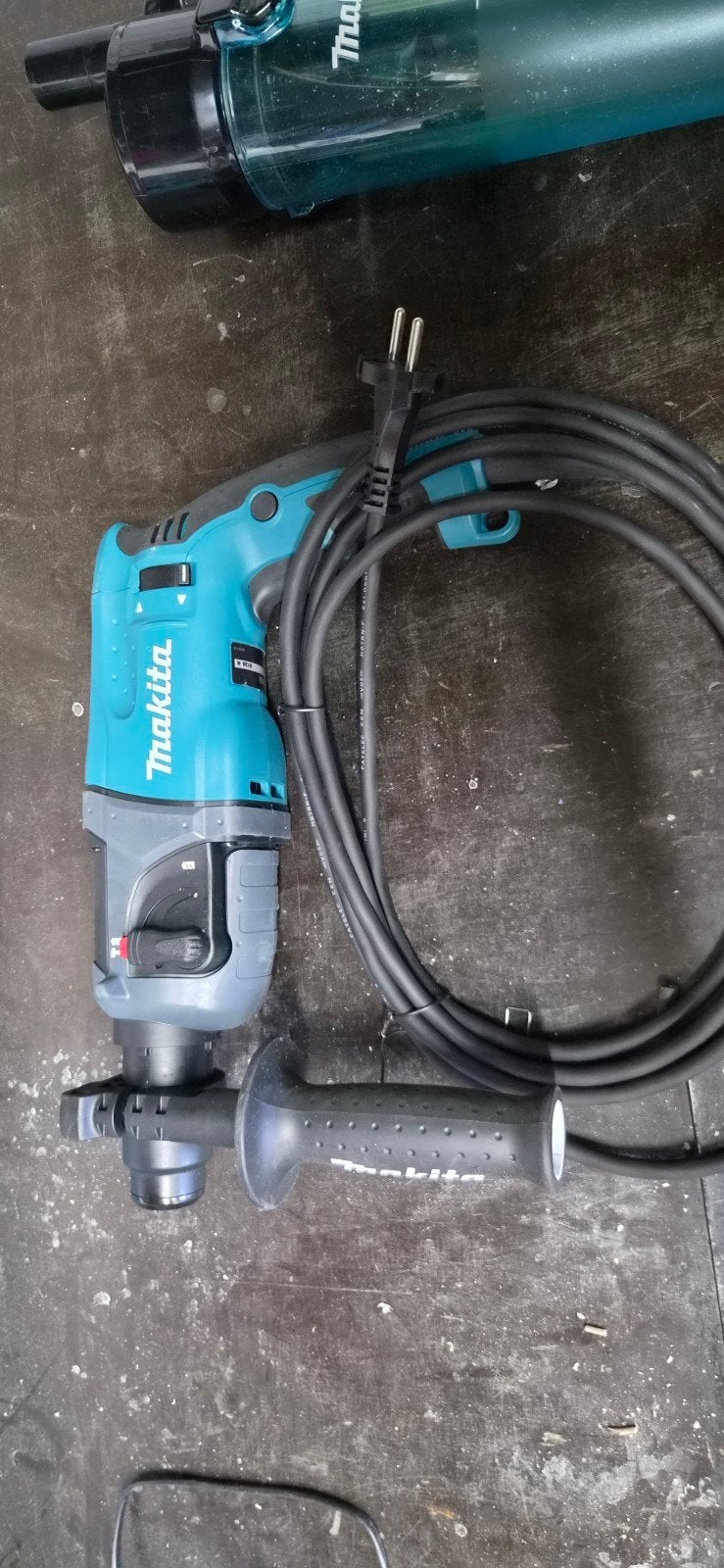 Combineer makita, 600 watt of meer, Nieuw, Klopboormechanisme, Ophalen