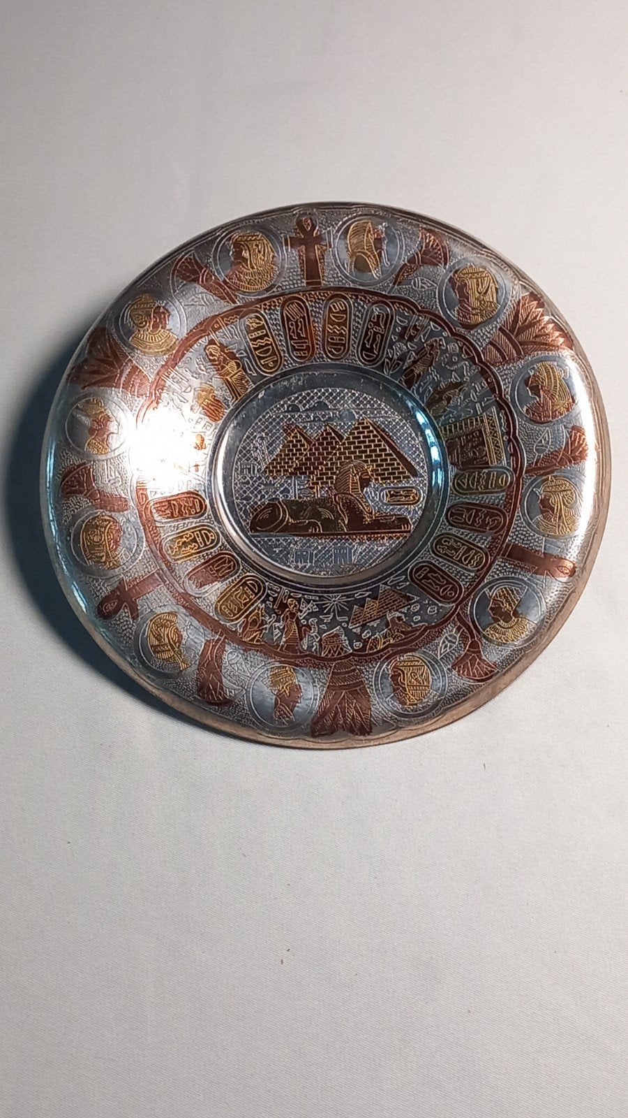 plat mural égyptien, 19 cm, Métal, Objet de décoration, Comme neuf