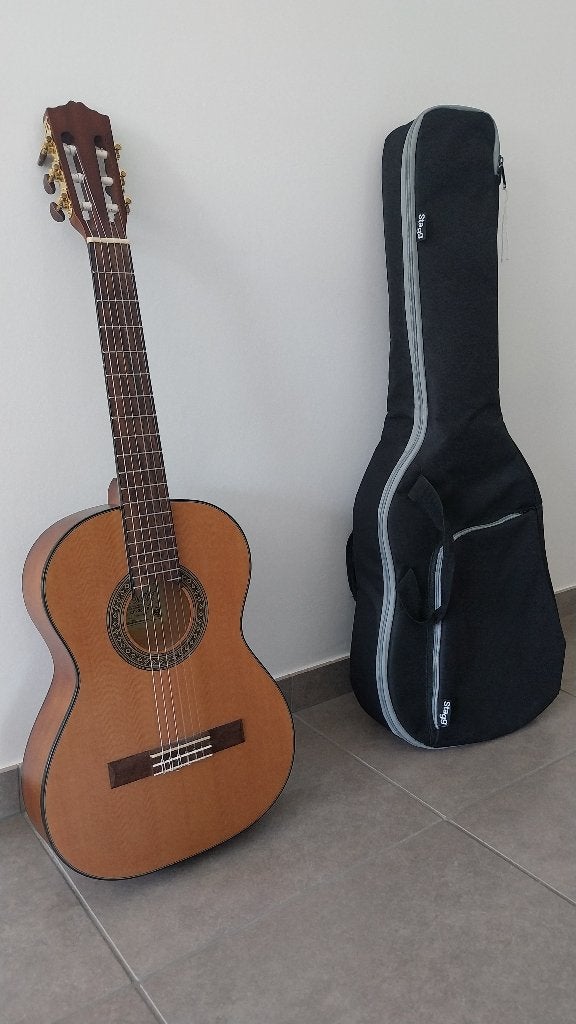 Klassieke gitaar inclusief draagtas, Ophalen, Zo goed als nieuw, Klassieke of Spaanse gitaar, Met koffer