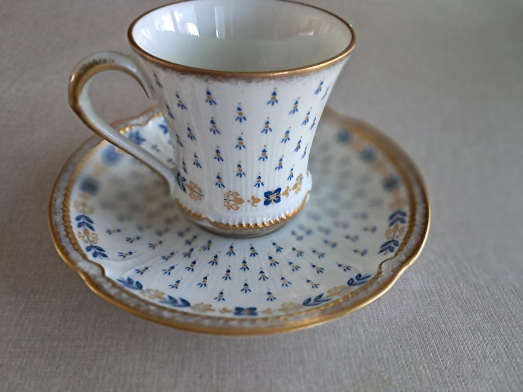 GDA Limoges porseleinen kop/schotel model Anjou, Antiek en Kunst, Ophalen of Verzenden