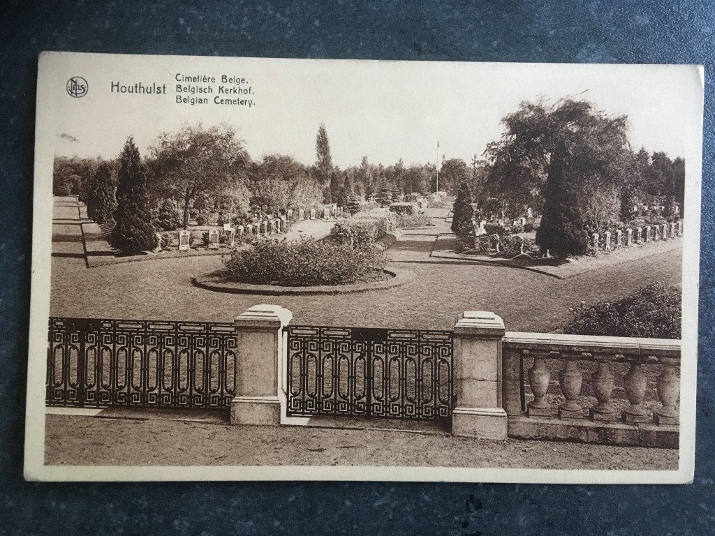 postkaart Houthulst - kerkhof, Ophalen of Verzenden