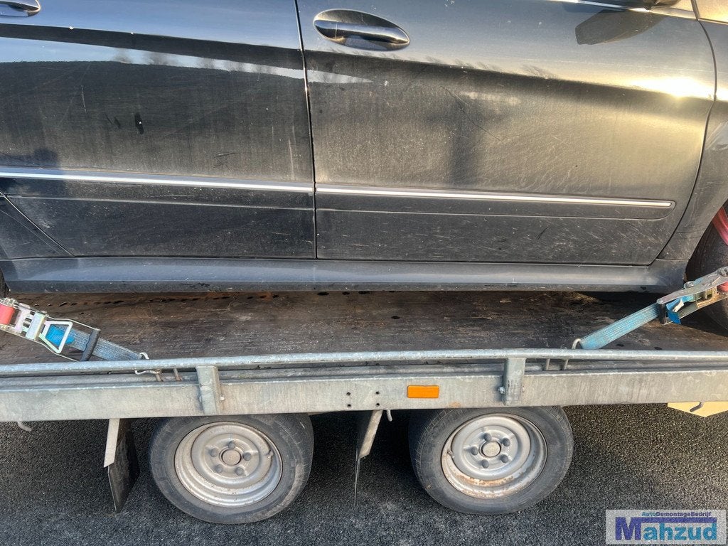 MERCEDES B KLASSE W245 Zwart 191 rechts zijskirt 2004-2011, Auto-onderdelen, Carrosserie, Motorkap, Mercedes-Benz, Gebruikt