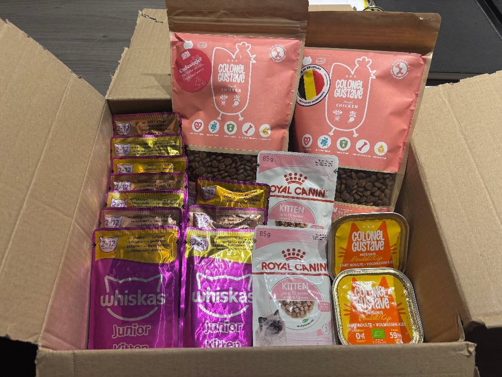 Nieuw kattenpakket te koop natvoeding & droge brokken, Dieren en Toebehoren, Ophalen of Verzenden, Kat