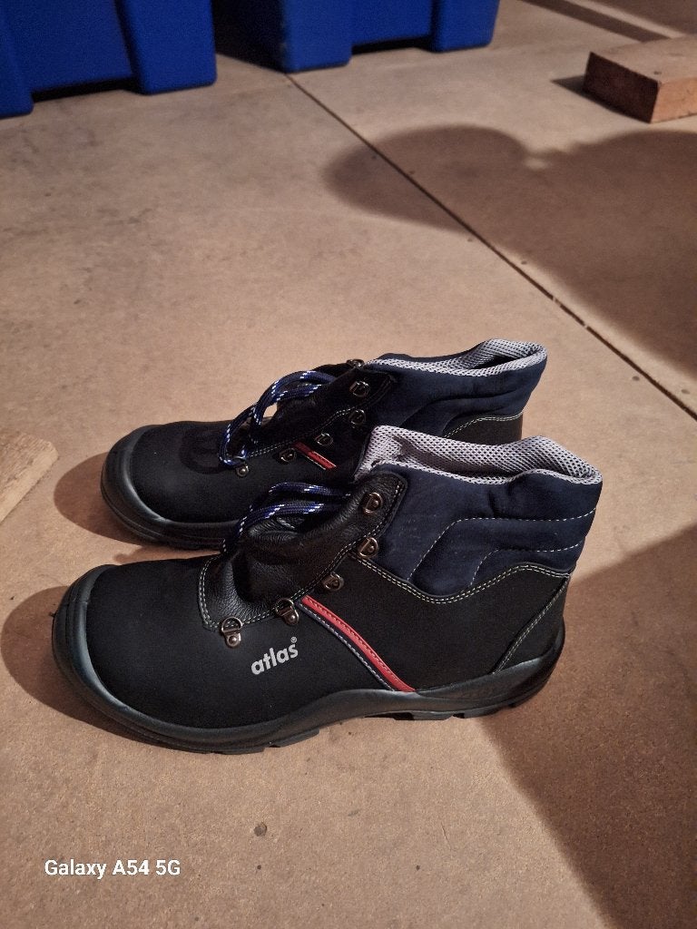 Werkschoenen, Ophalen, Nieuw