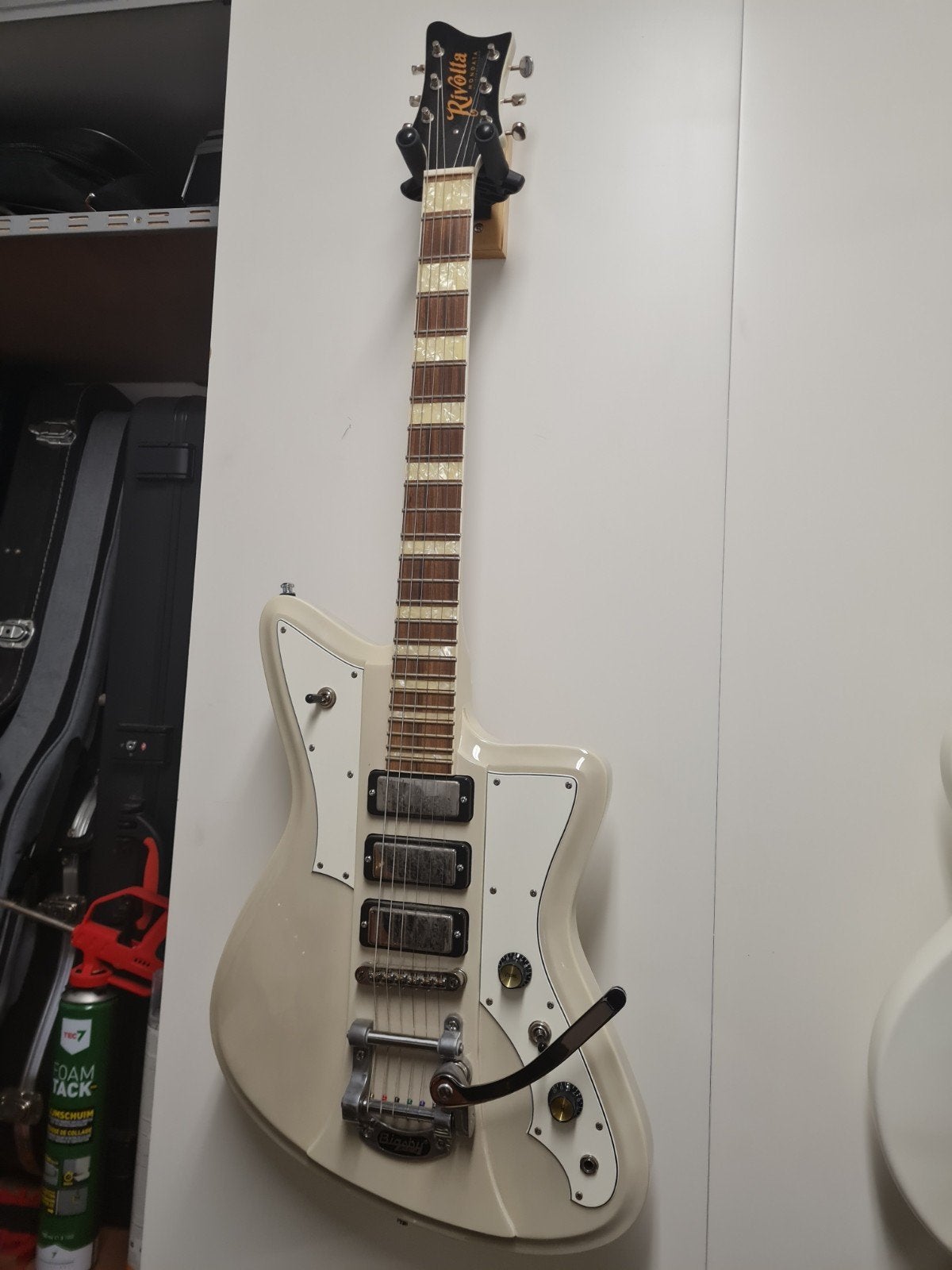 Rivolta mondata met bigsby, Ophalen, Zo goed als nieuw, Semi-solid body, Overige merken