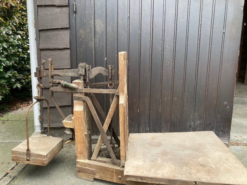 Bascule, Antiquités & Art, Enlèvement