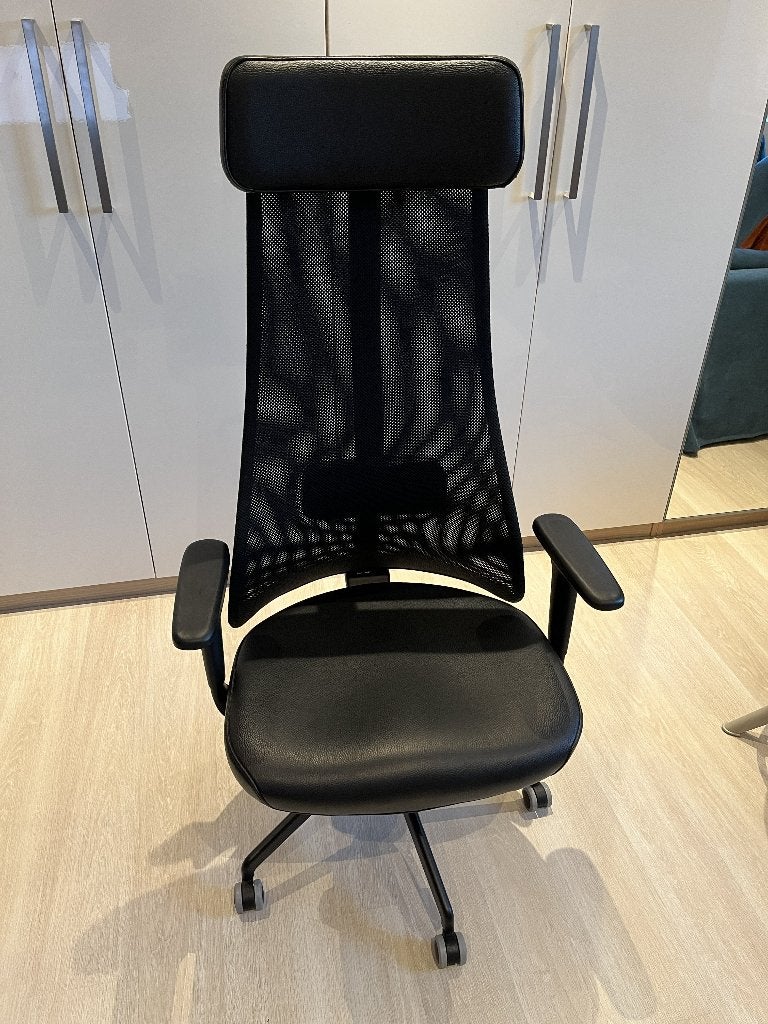 Ikea bureaustoel JÄRVFJÄLLET - zwart leder, Huis en Inrichting, Ophalen, Gebruikt, Zwart, Bureaustoel