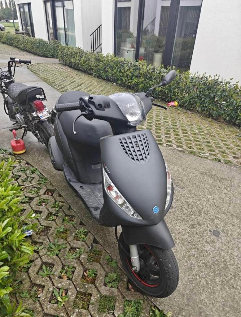 Piaggio zip, Fietsen en Brommers, Ophalen, Gebruikt, Zip, Klasse A (25 km/u)
