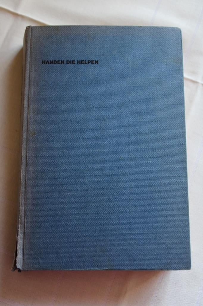 Handen die helpen 3 band romans, Ophalen of Verzenden, Gelezen, Diverse auteurs