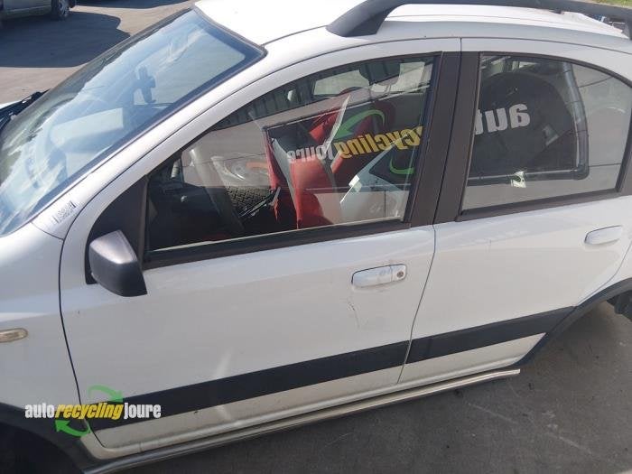Portière 4portes avant gauche d'un Fiat Panda, -, -, 3 mois de garantie, Utilisé