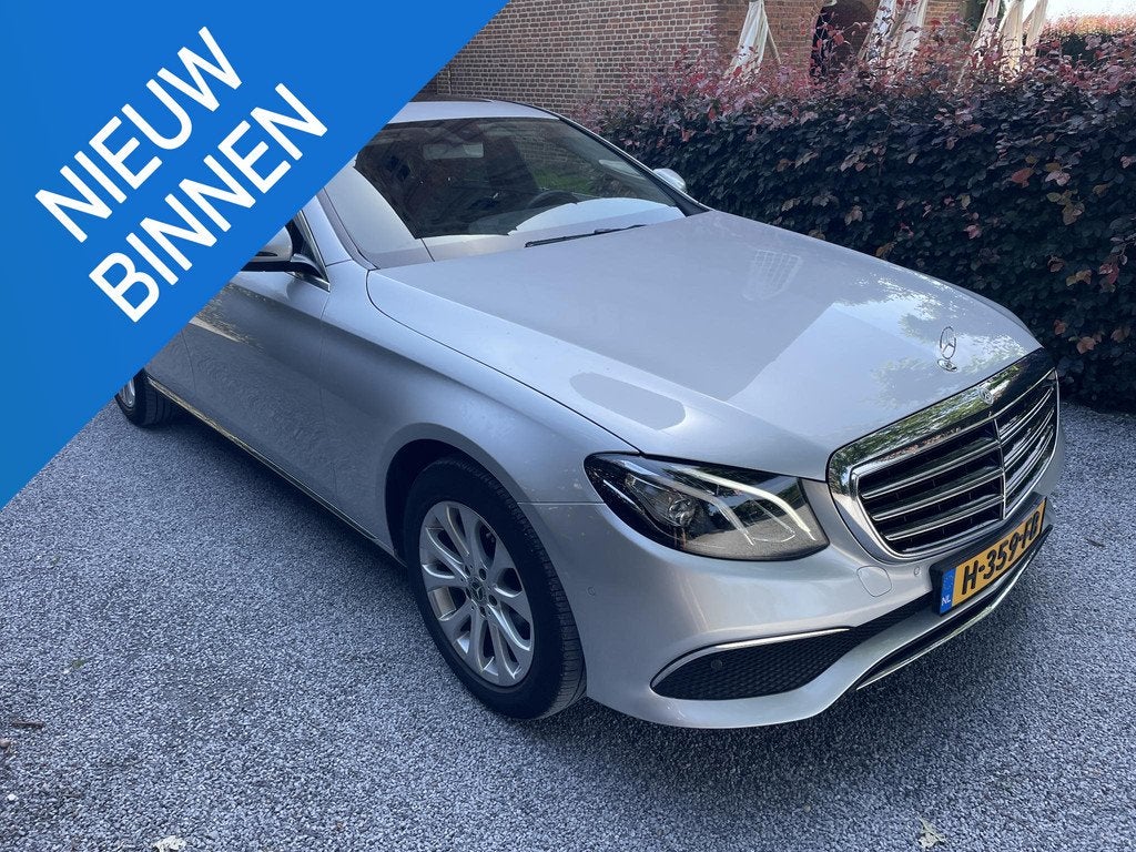 Mercedes-Benz E-klasse E-KLASSE E200 E 200 Business Solution, Auto's, Mercedes-Benz, Automaat, 4 deurs, Achterwielaandrijving
