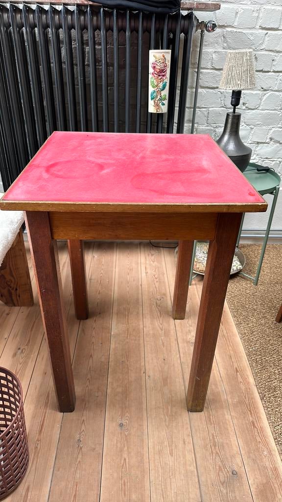 Vintage café tafeltje, Huis en Inrichting, Ophalen, Gebruikt, 55 tot 75 cm, Cafétafel