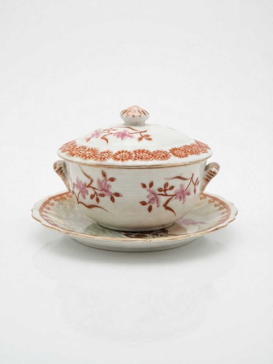 Ancien bol couvert et sa soucoupe en porcelaine  de chine, Antiquités & Art, Enlèvement ou Envoi