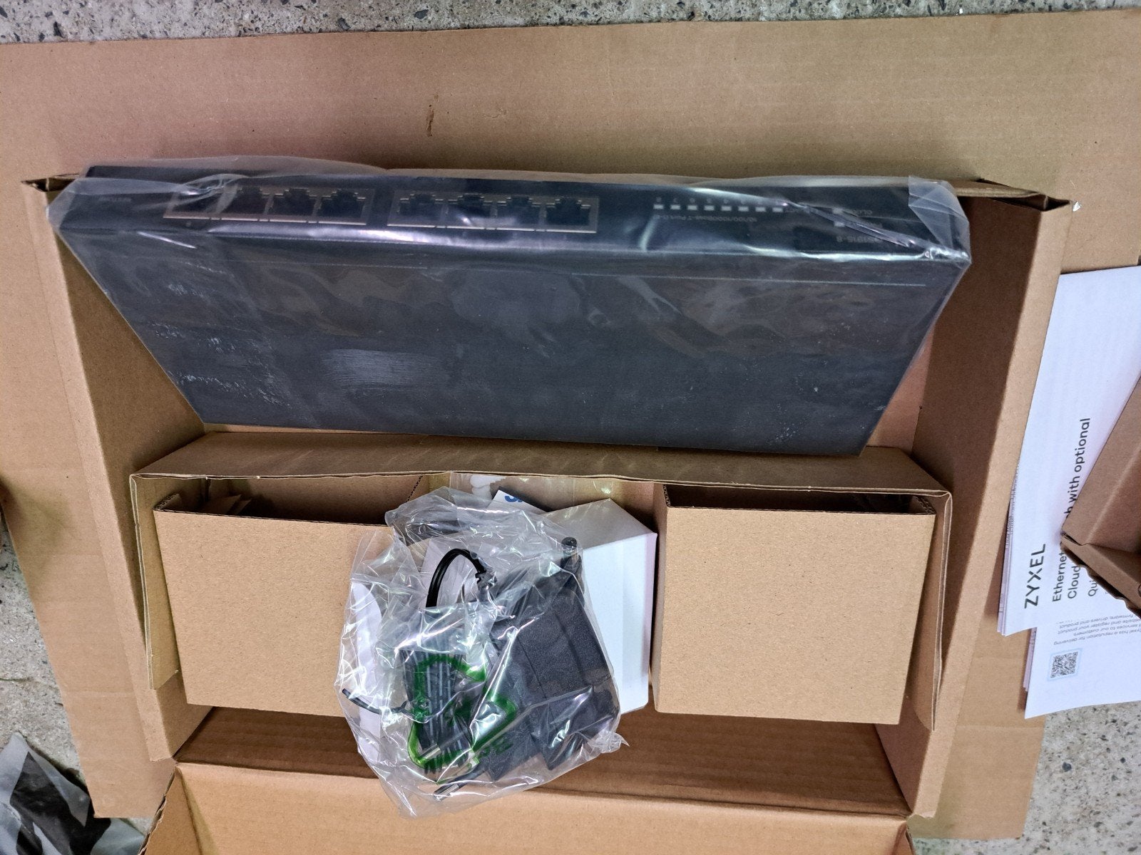 Ethernet switch  zyxel, Ophalen