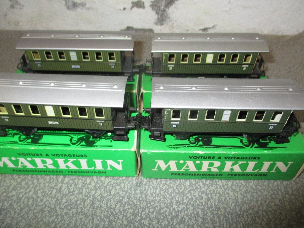 Marklin 4 wagons 4040 en boites, Ophalen of Verzenden, Gebruikt, Wagon, Märklin