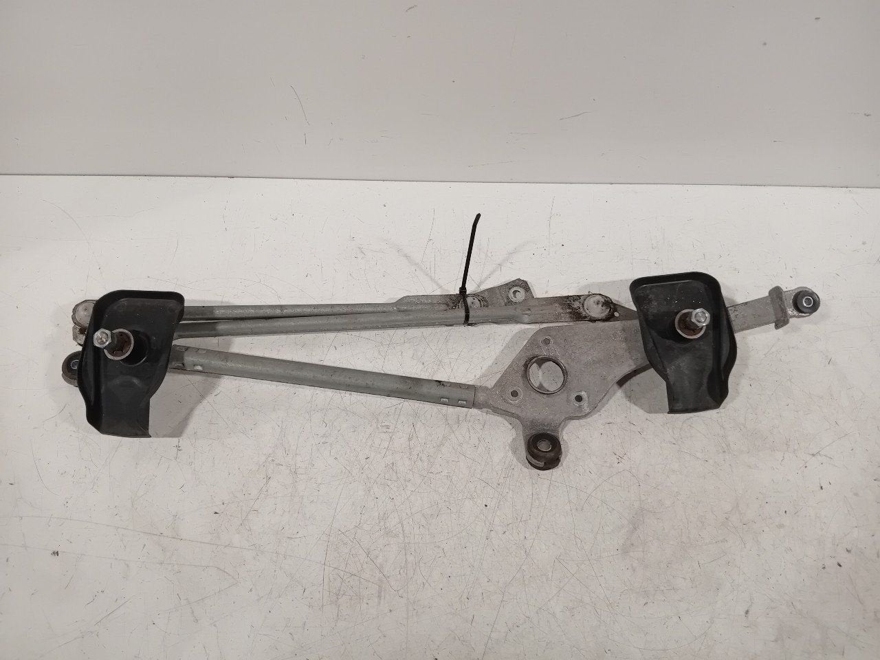 Ruitenwisser mechaniek voor Suzuki Vitara, Onderdelen@venauto.nl, Van der Ven Autorecycling B.V., Ettenseweg 76, 4706 PB Roosendaal, The Netherlands